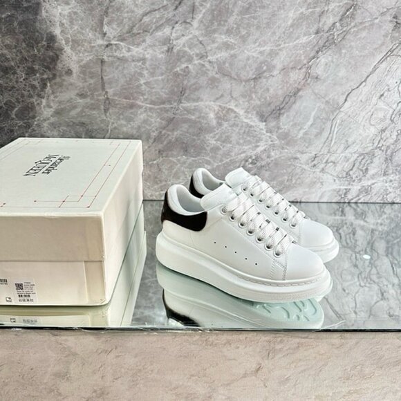 White/Black Oversized McQueen Shoe - Picture 1 of 6